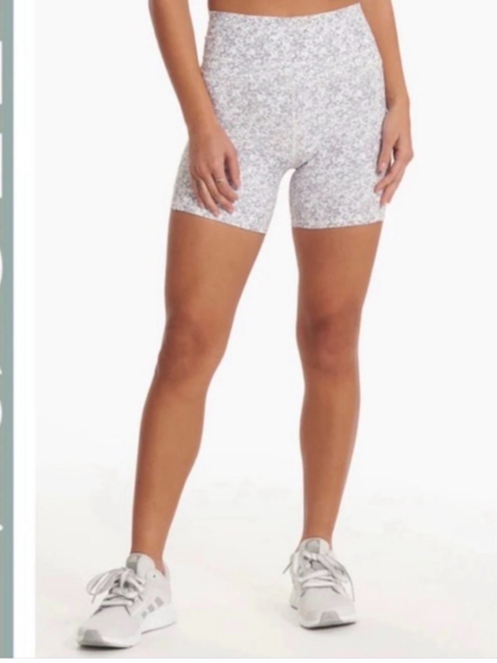 Vuori studio Shorts